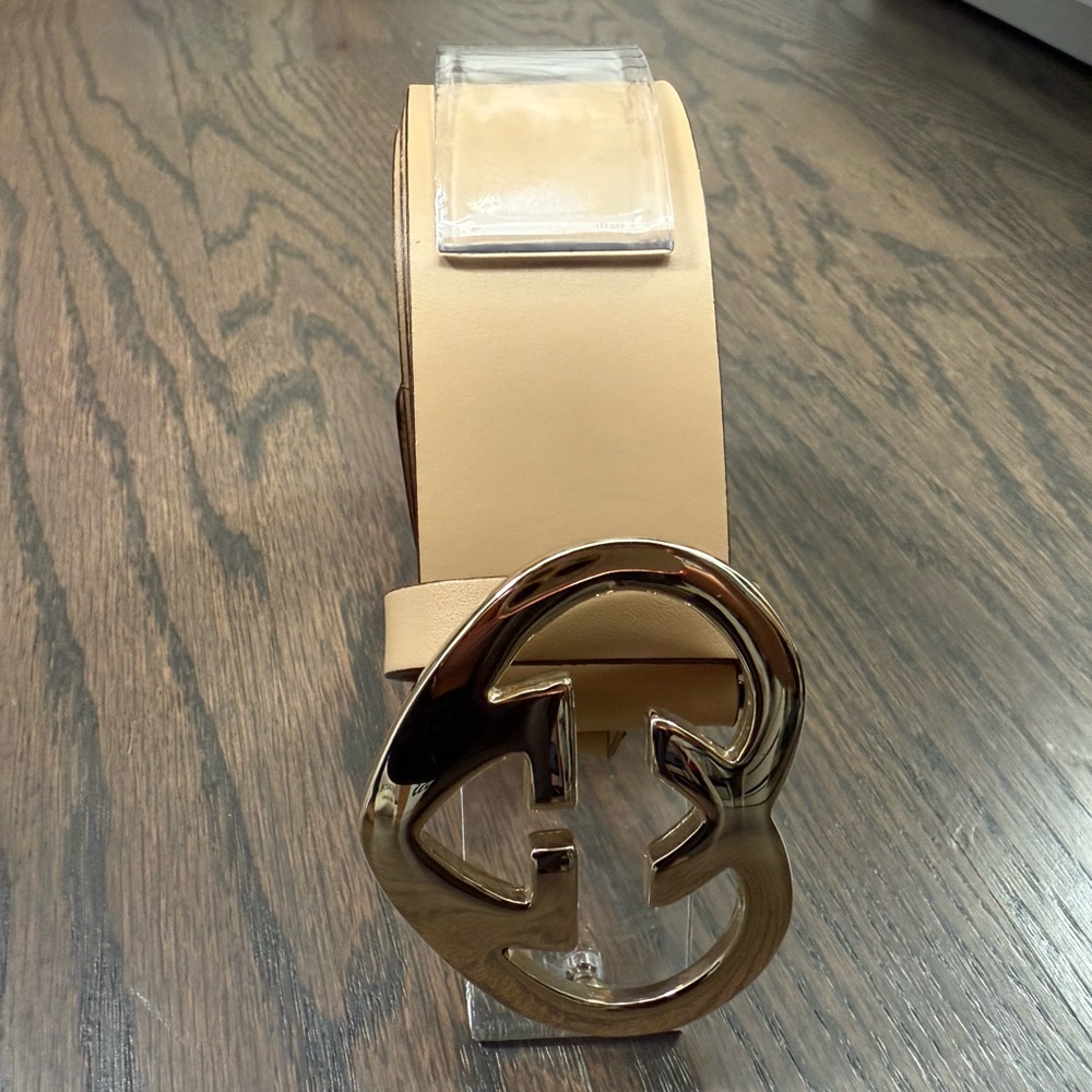 Gucci Gold Buckle Tan Belt
